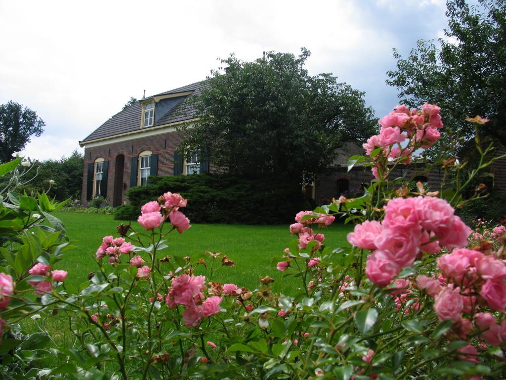 De Aze Bed & Breakfast Terwolde ภายนอก รูปภาพ